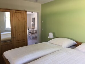1 bedroom