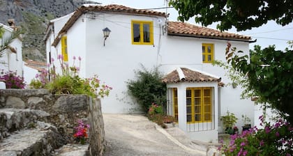 PUERTA Verde - upea mökki sydämessä Andalusian