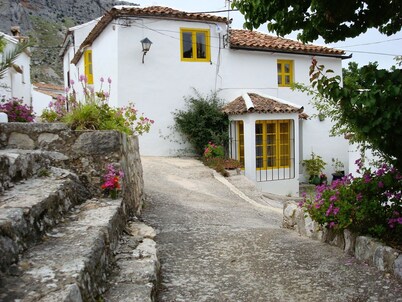 PUERTA VERDE - gorgeous cottage in the heart of Andalusia