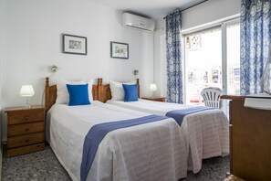 2 chambres, fer et planche à repasser, Wi-Fi gratuit, draps fournis