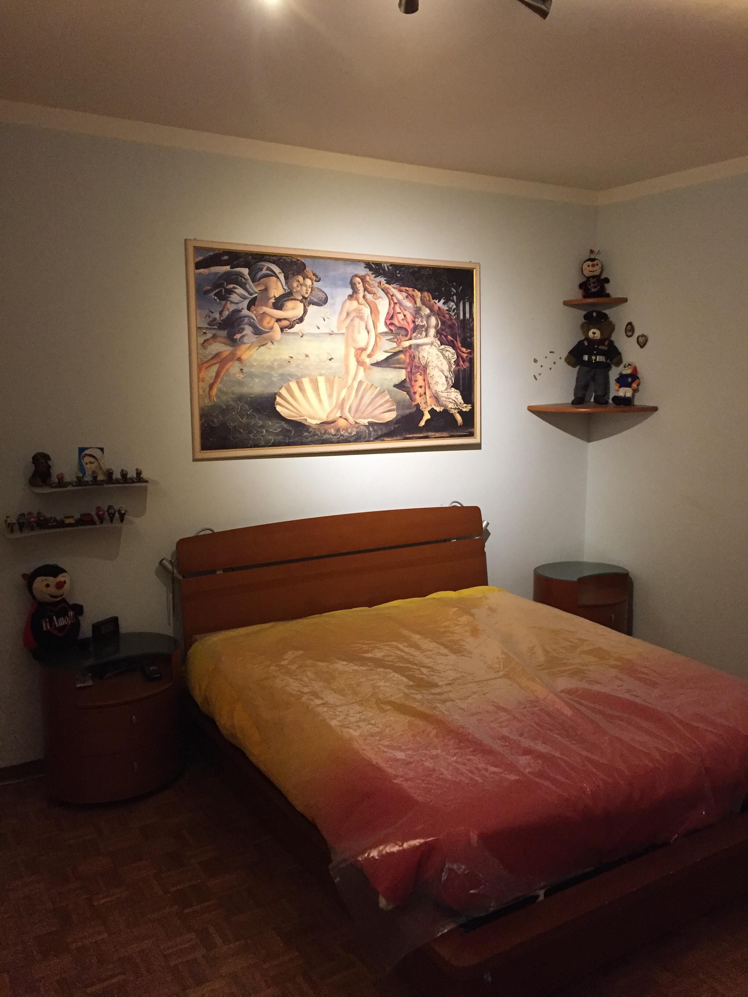 Spacious bright 110sqm apartment in a residential area with parking