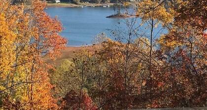 HOTLIPS AT COLLINWOOD upstairs Price is on the website  Down stairs $125 extra