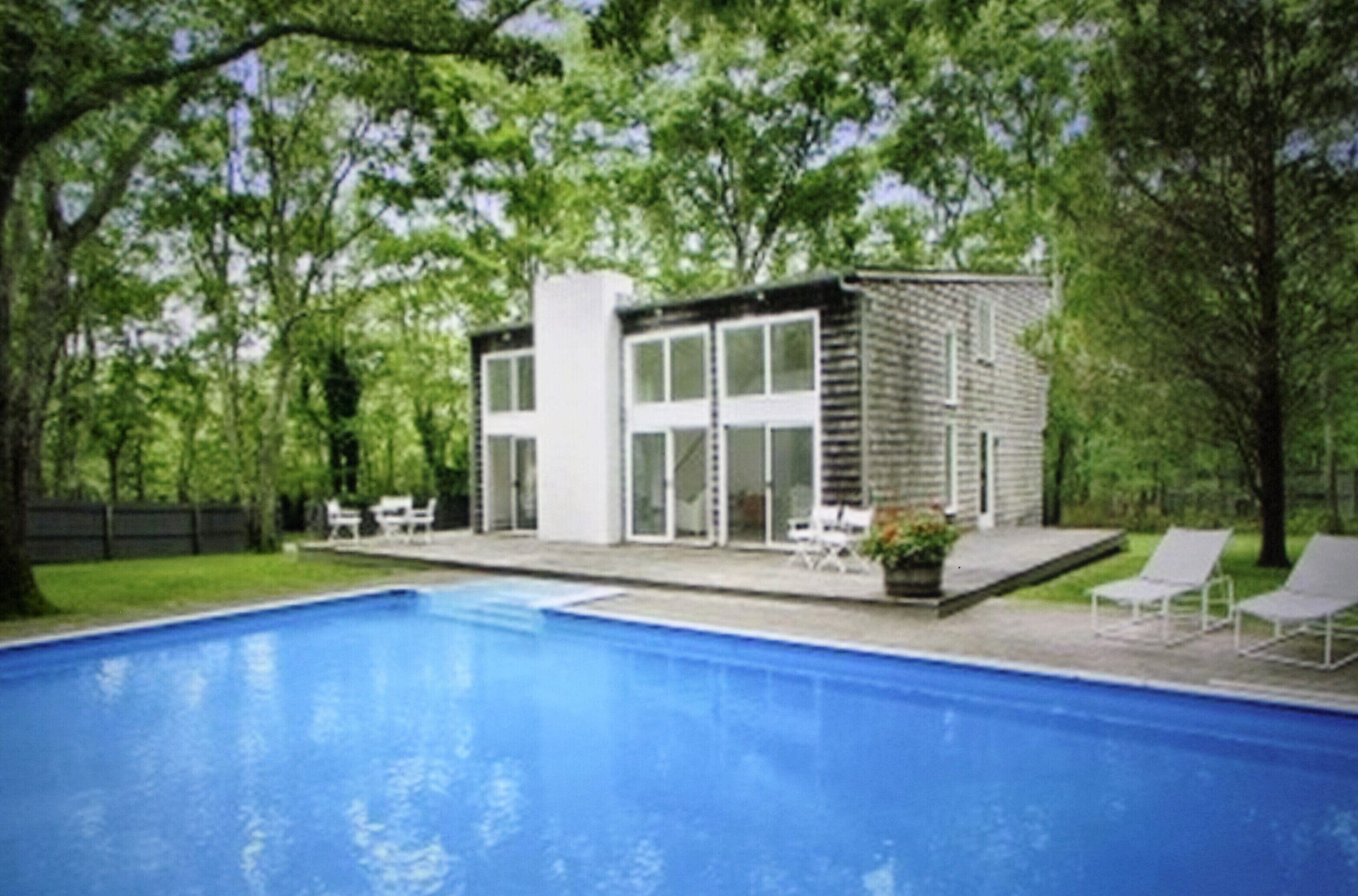 Summer Fun in a Modern, Light Filled, Private Home in the Hamptons!