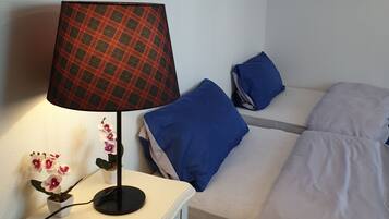 1 chambre, fer et planche Ă repasser, Wi-Fi, draps fournis