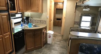 2007 Forest River Sierra 35ft Travel Trailer