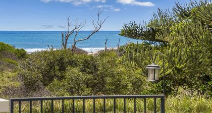 Welcome to SUNRISE ON TERRACE, EVANS HEAD