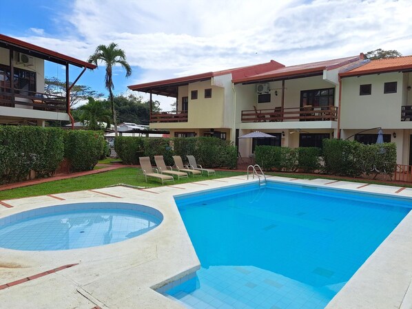 Pool - Rio Copey 2 townhouse near the beach in Jaco (Jaco)