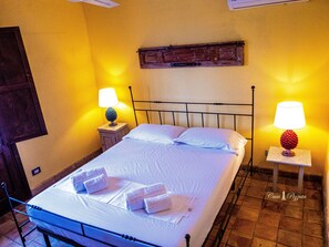 1 bedroom, iron/ironing board, WiFi, wheelchair access - House Pizzuta  (Noto)