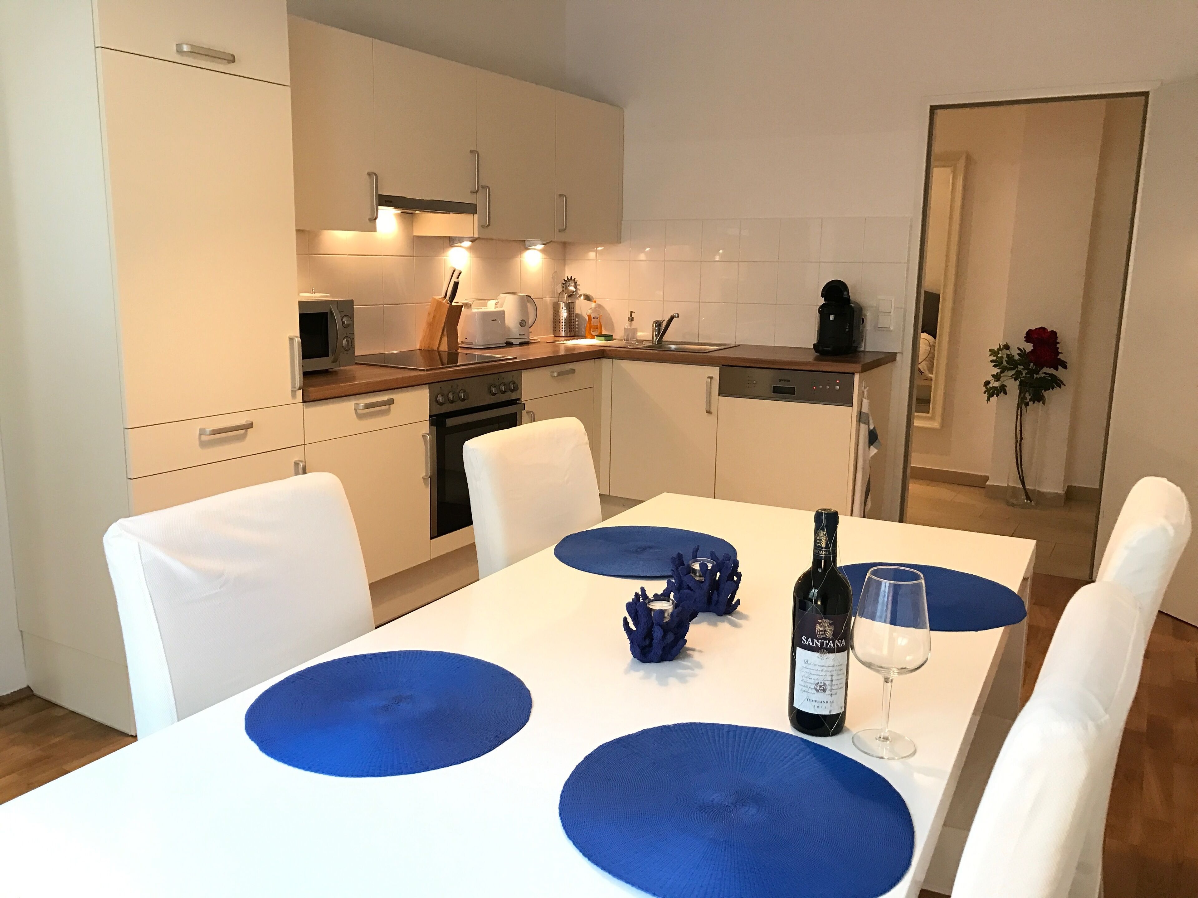 105m2 City Surf Apartment 