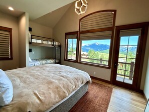 6 bedrooms, iron/ironing board, travel crib, free WiFi
