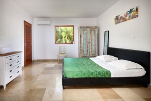 3 chambres, fer et planche à repasser, Wi-Fi, literie fournie
