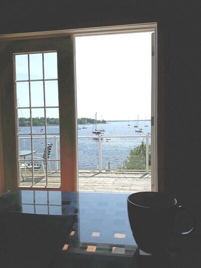 A Sailor's Paradise - Stevens Cove Guest Quarters