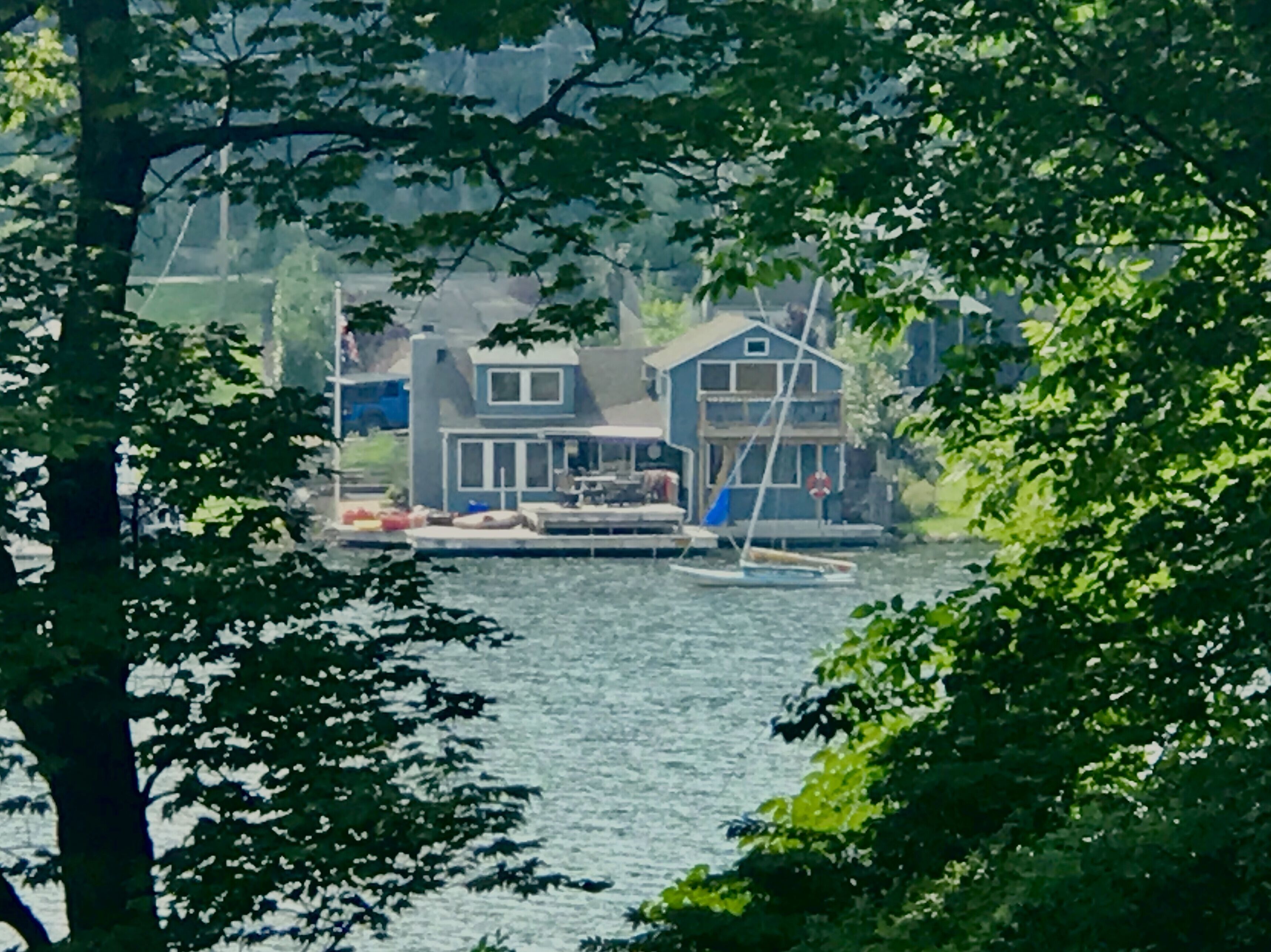 CULVER LAKE - LAKEFRONT ESCAPE