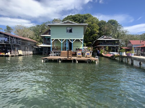 Oceanfront and Convenient Location