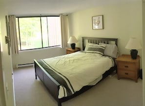 3 chambres, accès au Wi-Fi (inclus), literie fournie