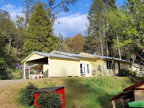 Façade de l’hébergement