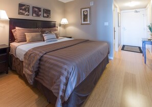 1 chambre, fer et planche Ă repasser, Wi-Fi, draps fournis