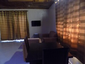 Se sirven desayunos, comidas y cenas 