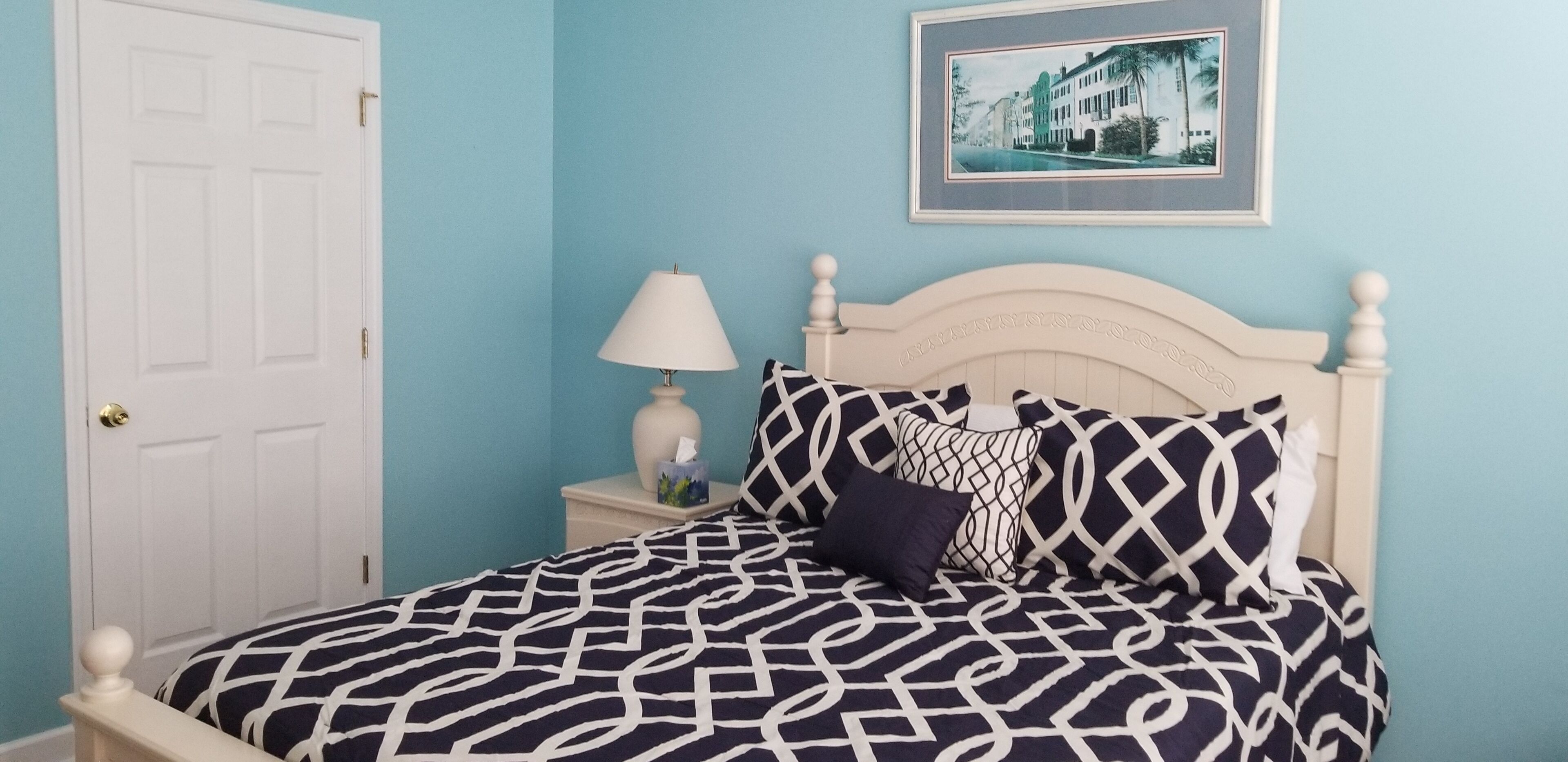 Fantastic first floor Barefoot Resort condo