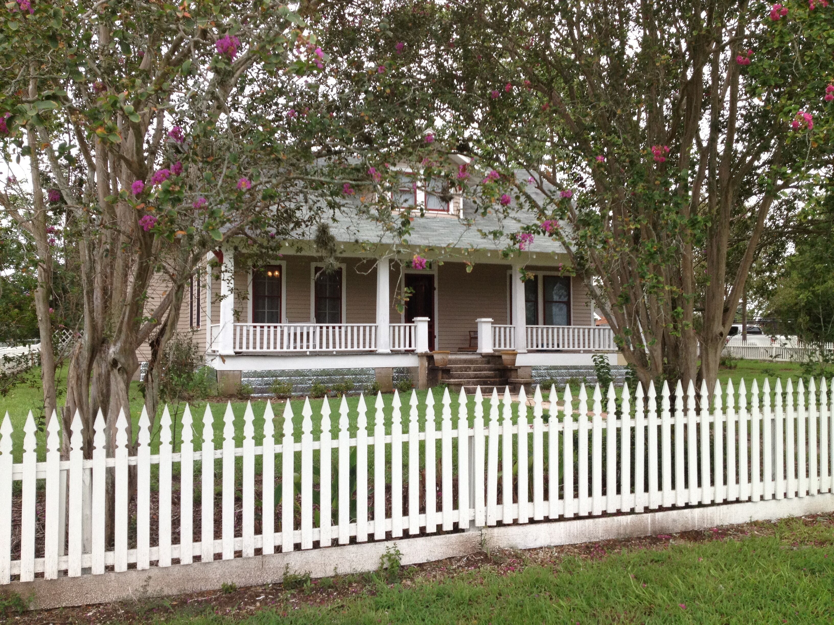 Strauss Haus Downtown Cat Spring