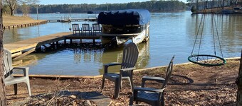 Private Lakefront Oconee cottage! Great View & Location! Peaceful Retreat