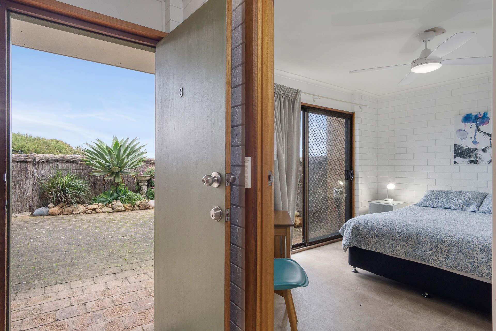 Green Bay 3 Unit 3 14 Merrilli - Beachfront — image 22