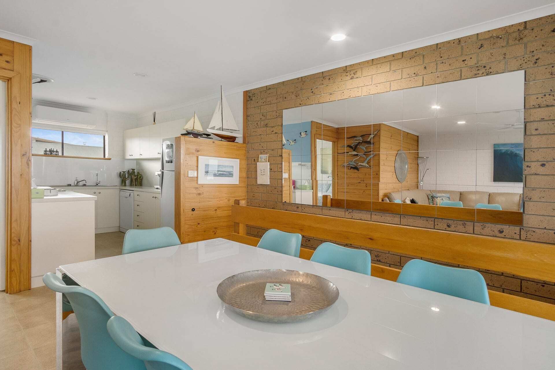 Green Bay 3 Unit 3 14 Merrilli - Beachfront — image 13