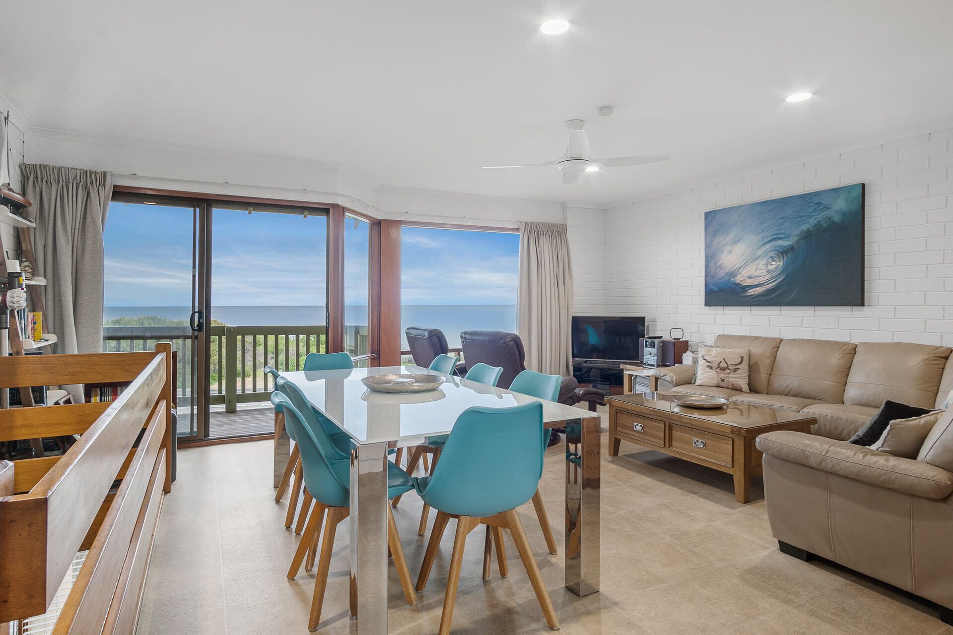 Green Bay 3 Unit 3 14 Merrilli - Beachfront — image 10