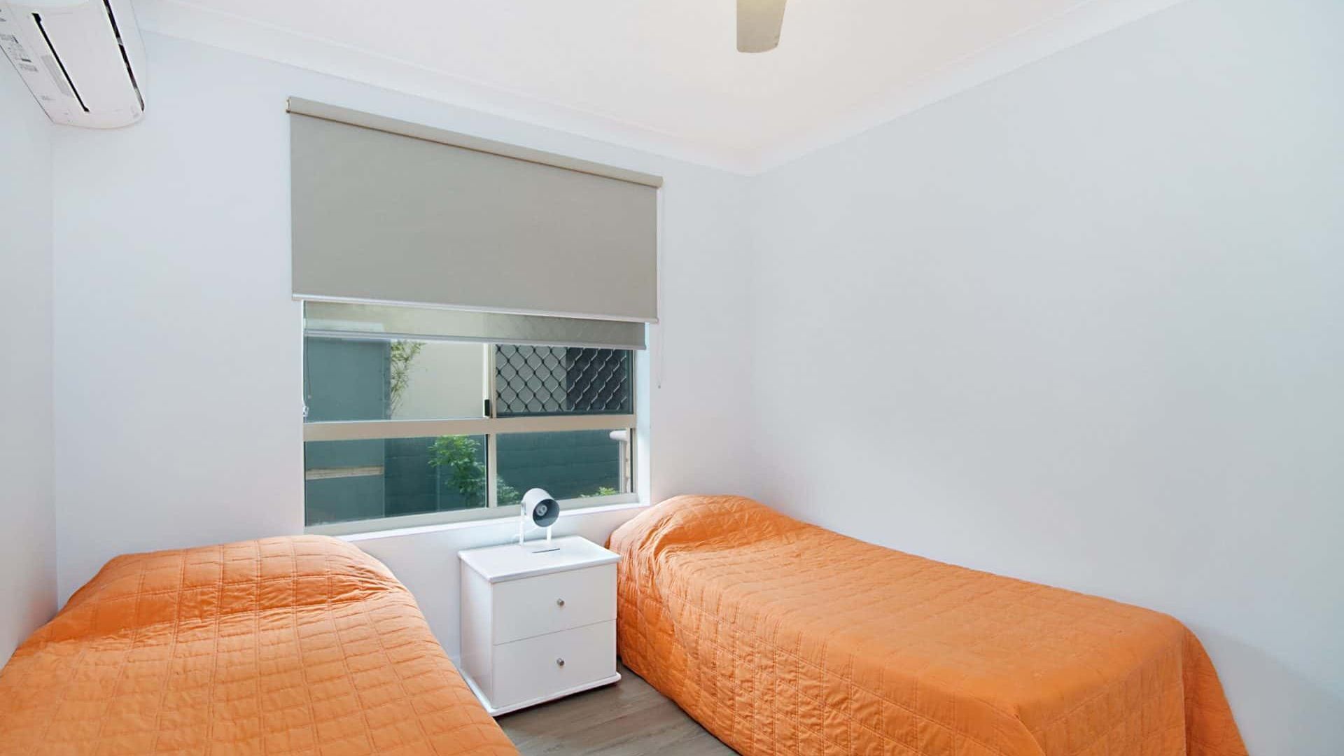 Seacrest 2 - Absolute Beachfront Tugun — image 5