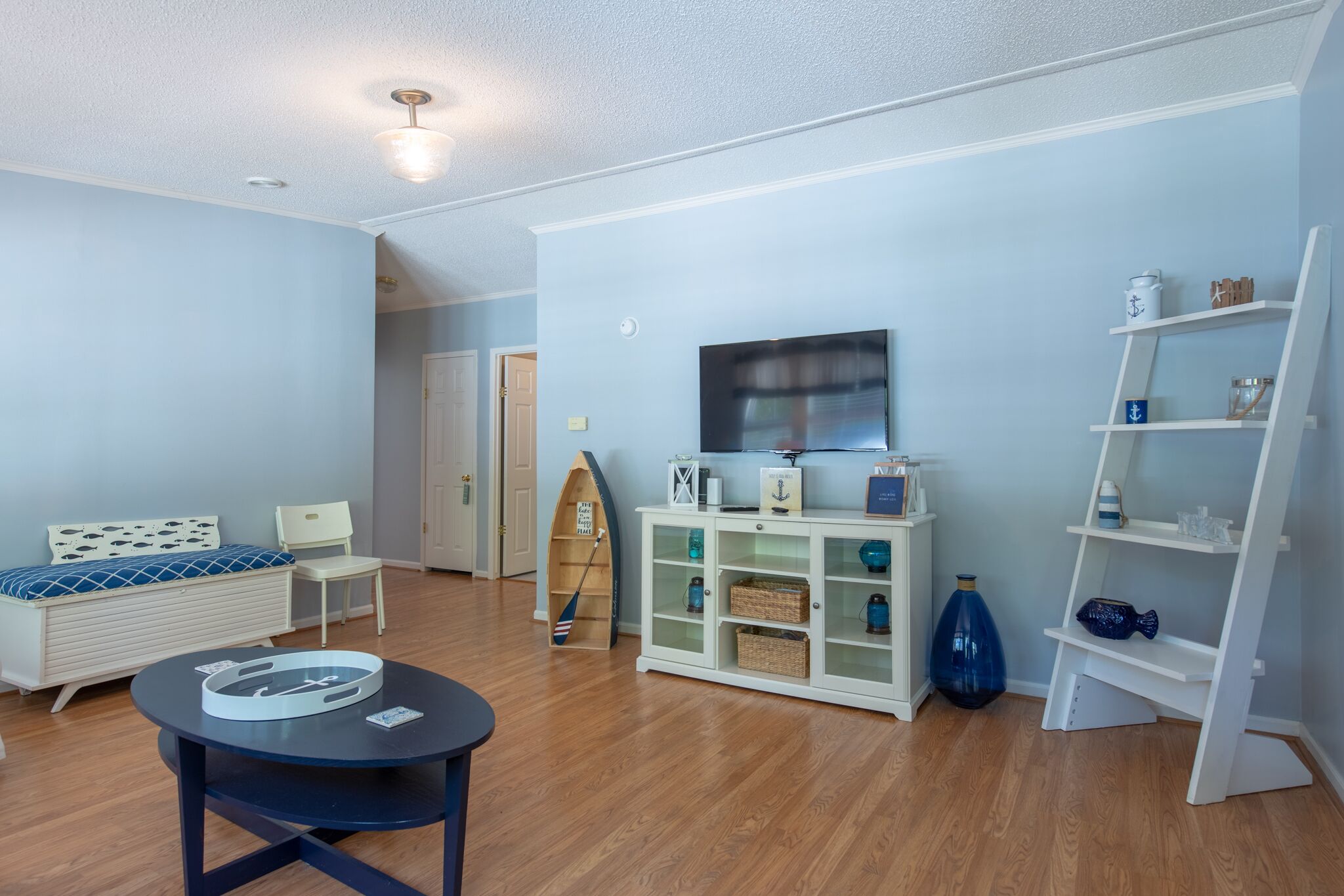 FALL '23 SPECIAL - Lakefront 5BR Home, Quiet cove, Deep water, Large new dock