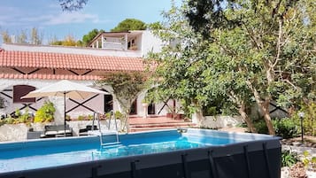 Piscina stagionale all'aperto