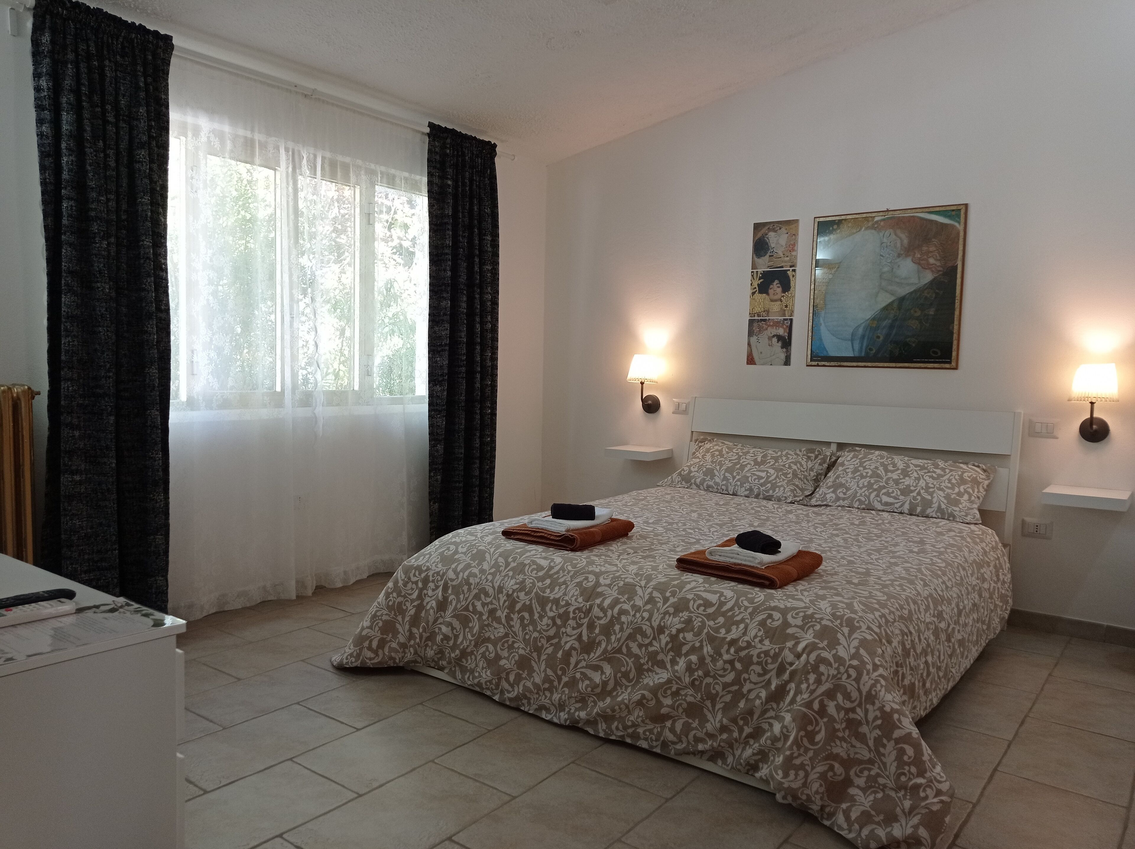 1 bedroom, minibar, individually decorated, individually furnished