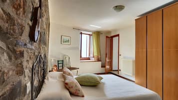 2 camere, ferro/asse da stiro, Wi-Fi, lenzuola