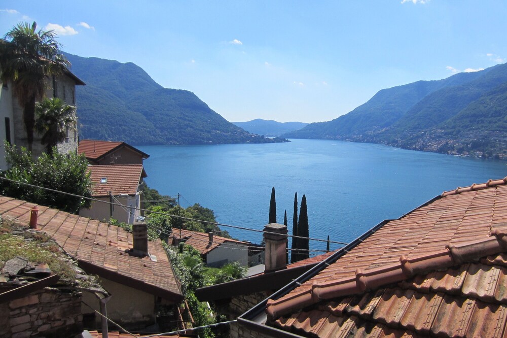 Holiday Home Como Lake-Casa Sibiel-Typical Italian house