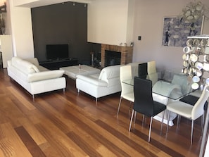 Smart TV, fireplace, stereo, computer monitors