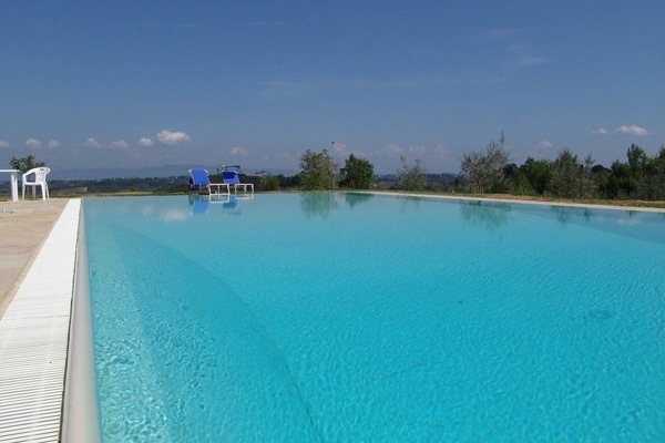Piscina all'aperto