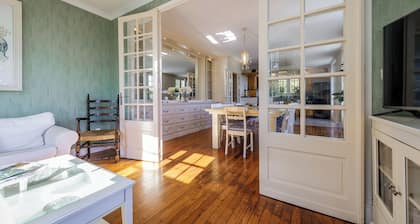 Rocaille, villa with private pool, good wifi, privacy, comfort and service