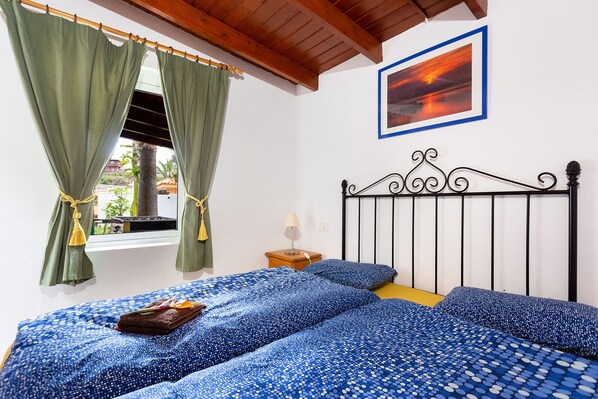 1 soverom, reiseseng for barn og internettilgang