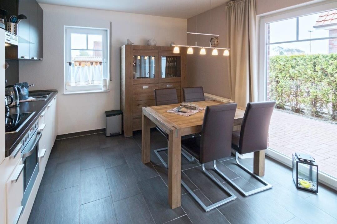 Kjøleskap, mikrobølgeovn, ovn og oppvaskmaskin