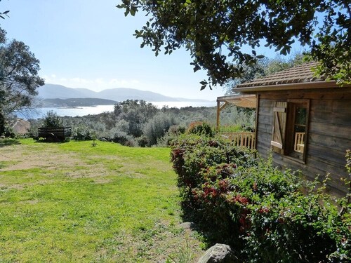 Cottage of countryside sea view