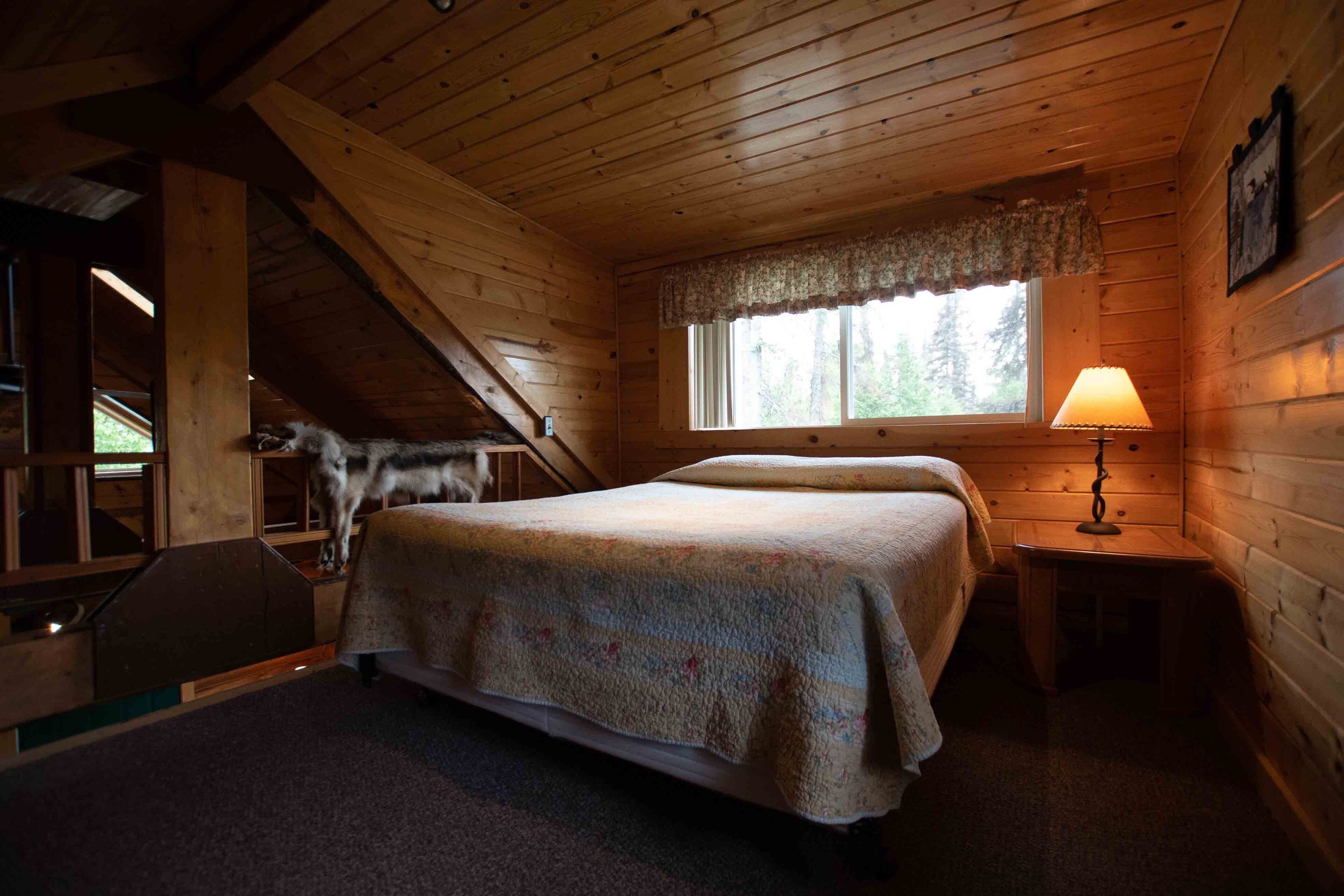 Gate Creek Cabins | Loon's Nest
