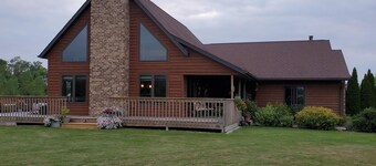 Country beauty on 5 acres