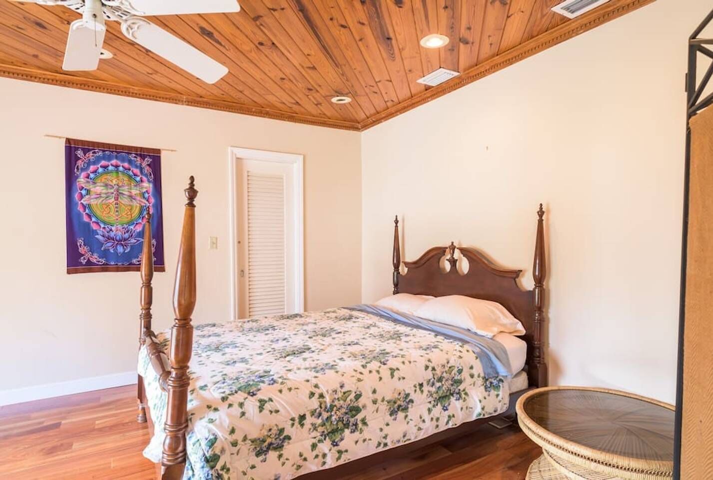 LUXURY BEACH HOME ~ HUGE 2BR/2BTH *SPECIAL DEAL*