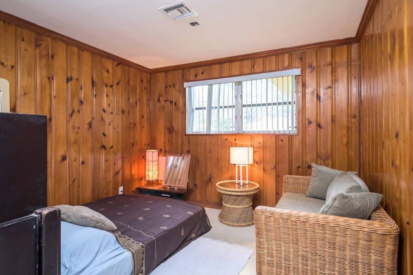 LUXURY BEACH HOME ~ HUGE 2BR/2BTH *SPECIAL DEAL*