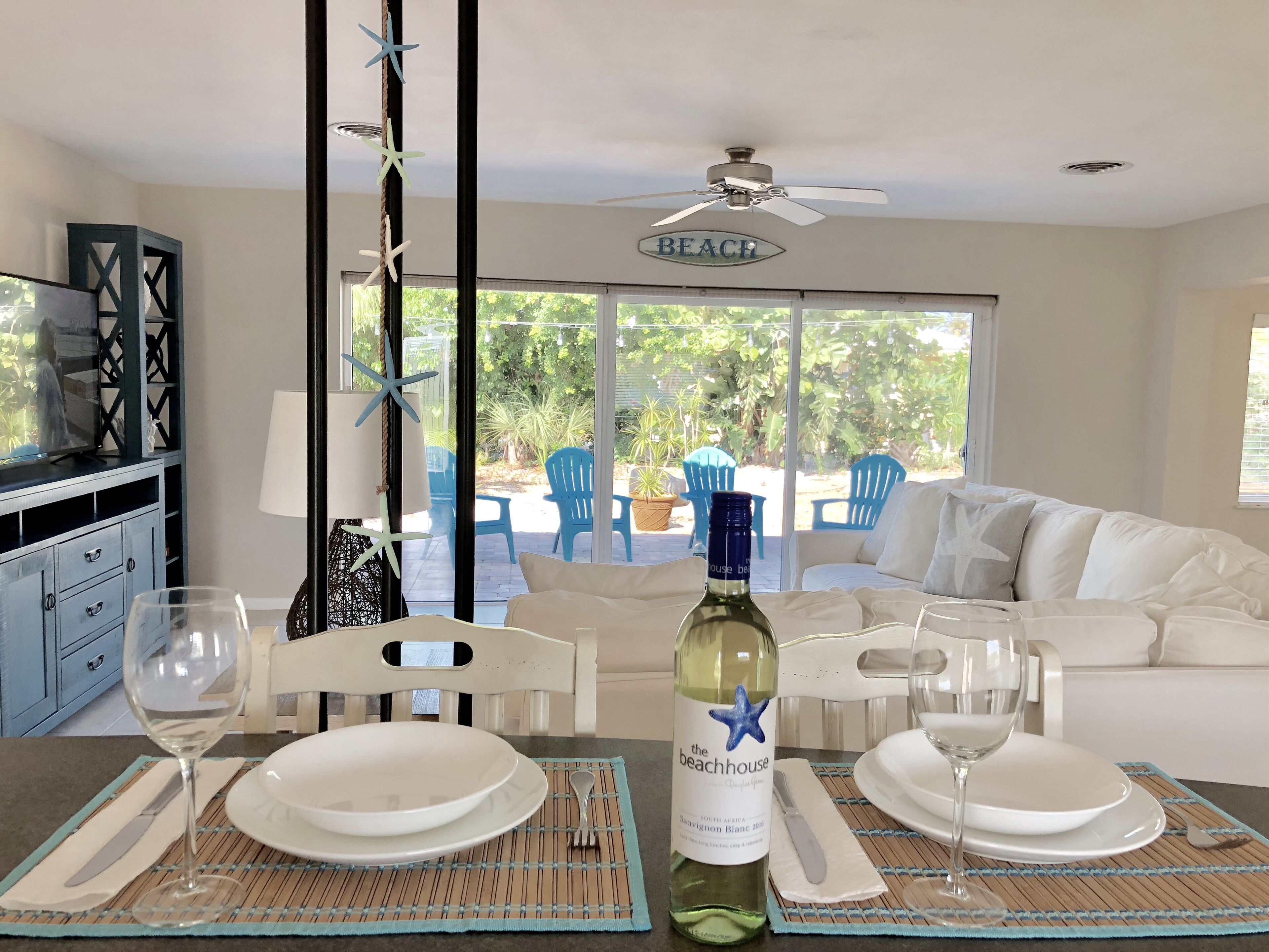 Lovely Belleair Beach Home........Only One Block To The Beach !!!