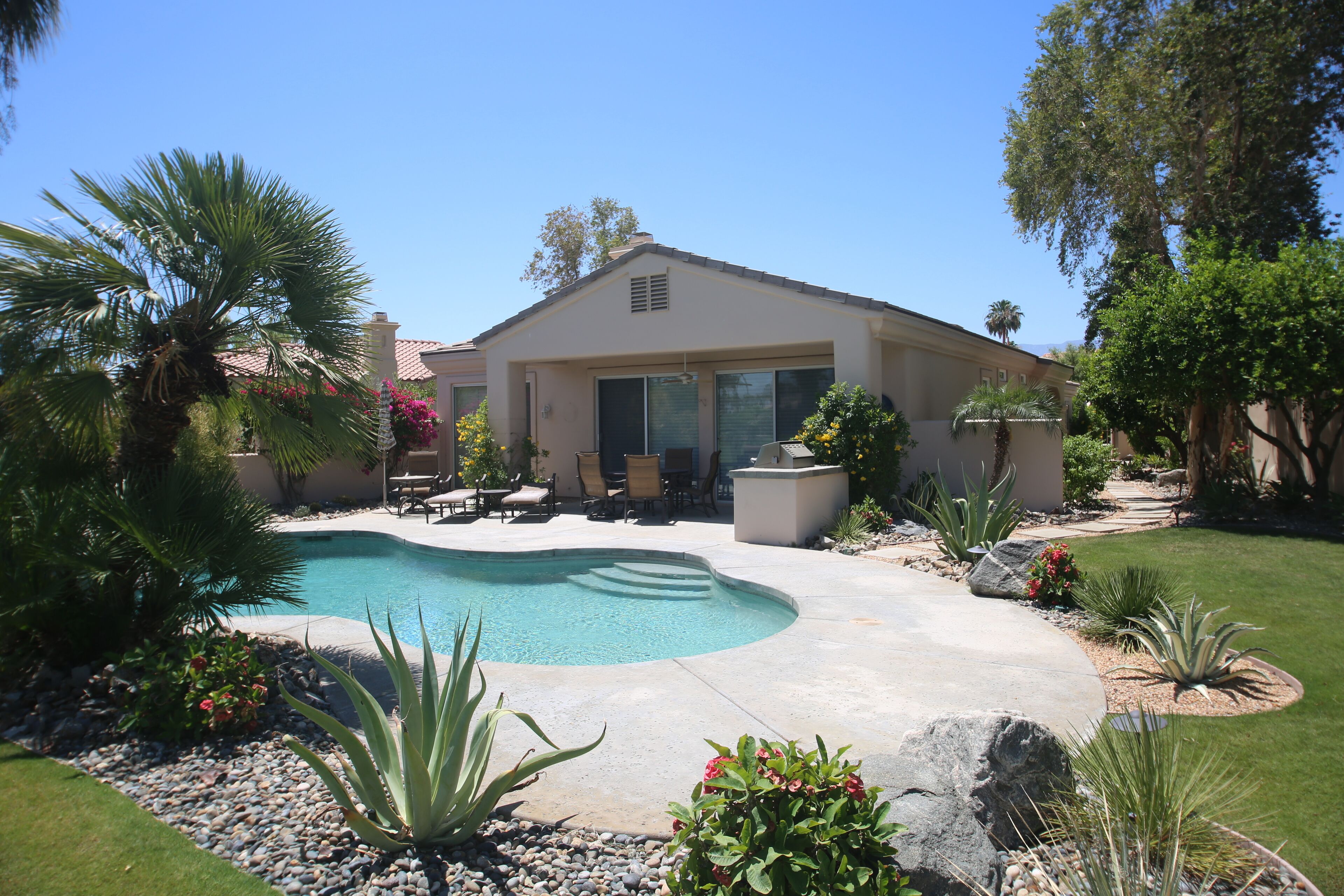 PGA WEST 3 BD, 3 BTH home with private pool, jacuzzi, grill and the BEST VIEW!