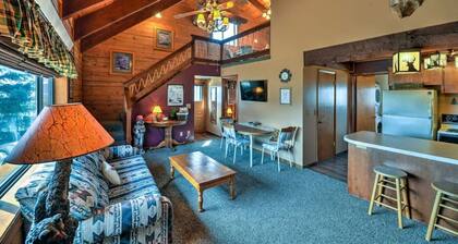 Henry's Lake Overlook I - 20 Miles from YNP