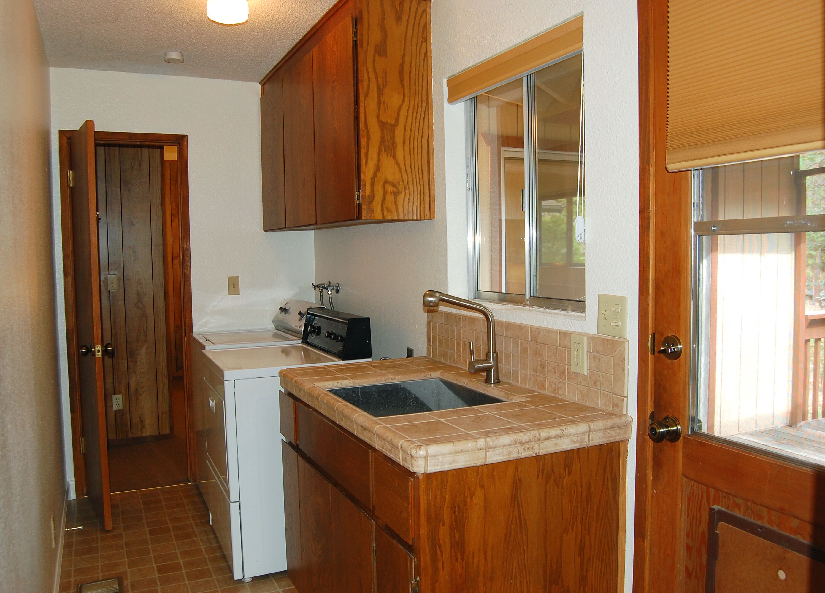 (43A) Mountain Retreat at The Redwoods In Yosemite