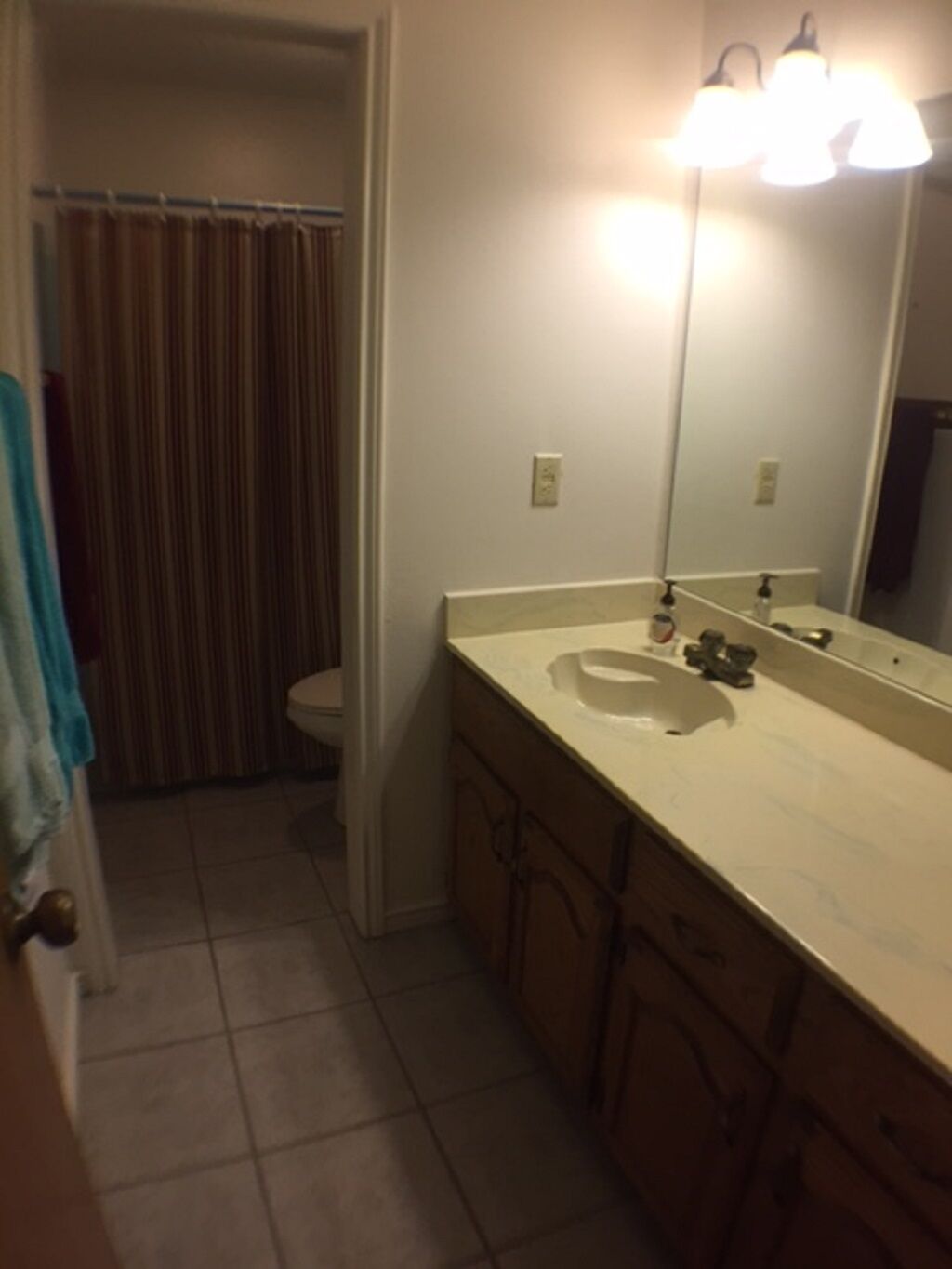 Looking for a QUIET lakeside getaway? 