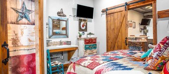 Lonesome Dove Guesthouse